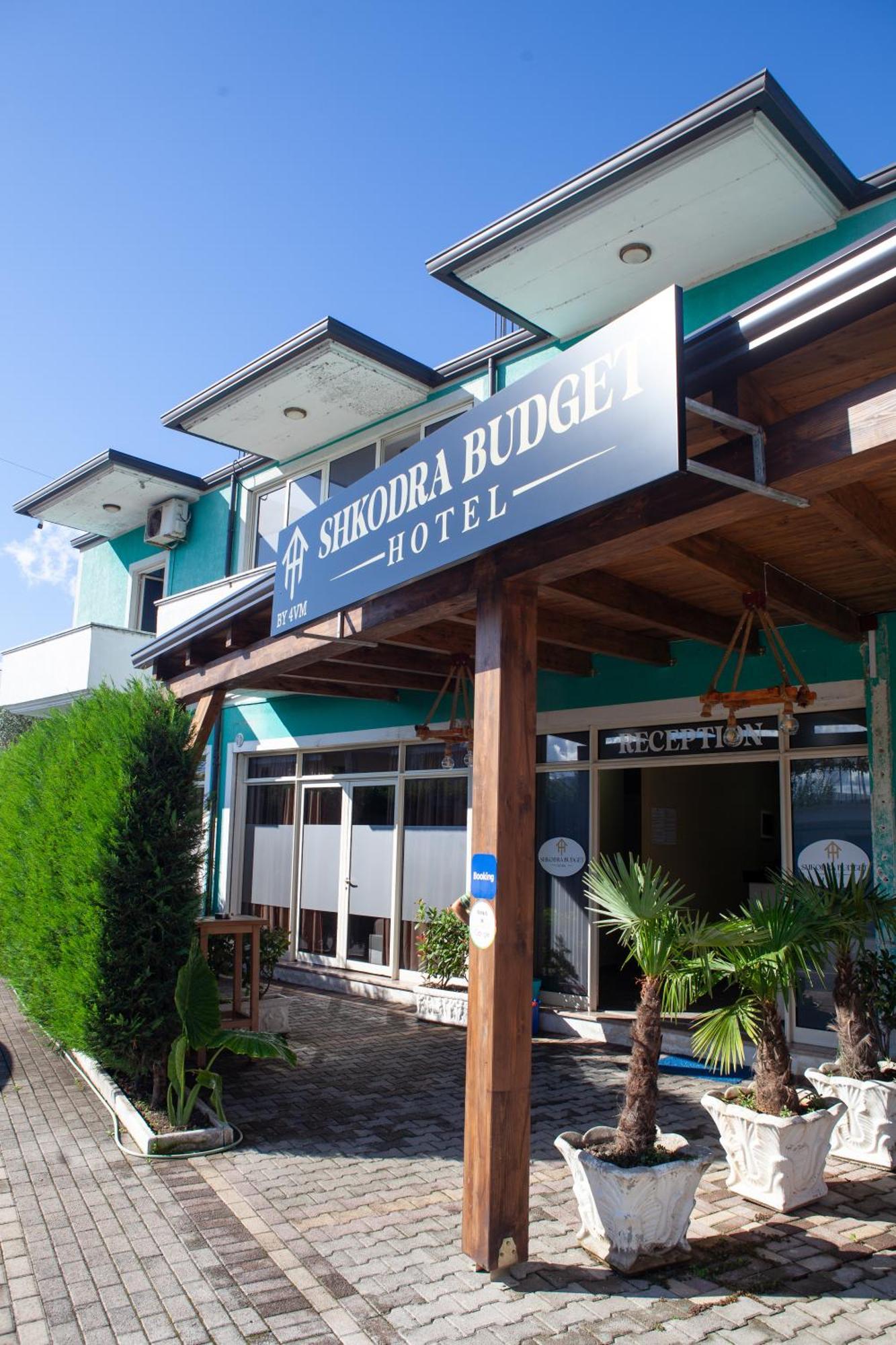 Shkodra Budget Hotel Ngoại thất bức ảnh